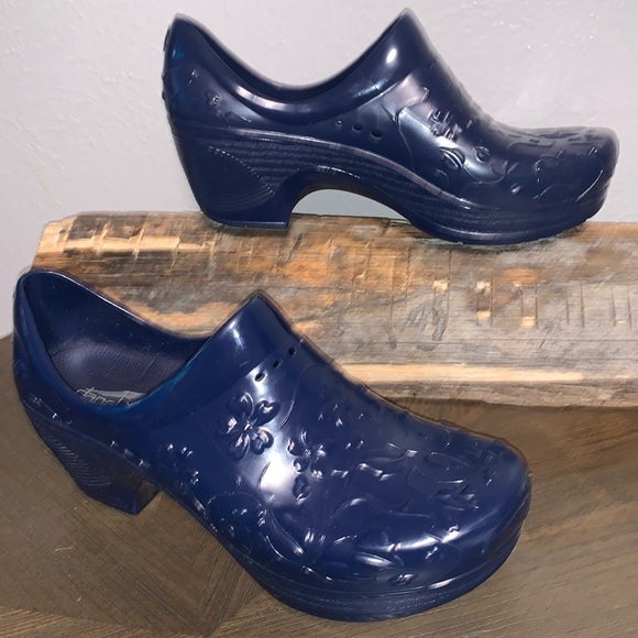 Dansko Women's Pixie Navy Floral Block Heel Nurse Clogs - Picture 2 of 7